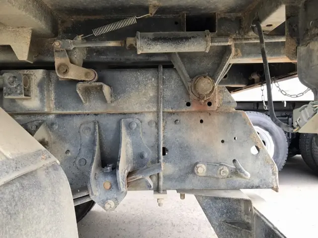 日野 レンジャー 2KG-FC2ABA(2WD)の写真16