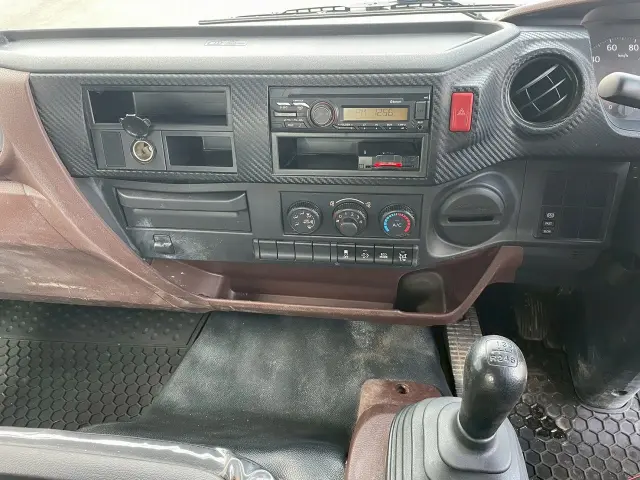 日野 レンジャー 2KG-FC2ABA(2WD)の写真23