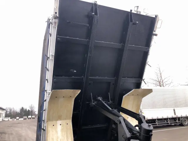 いすゞ フォワード SDG-FRS90S1(4WD)の写真11