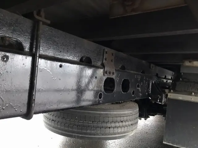 いすゞ フォワード LKG-FTR90S2(2WD)の写真14