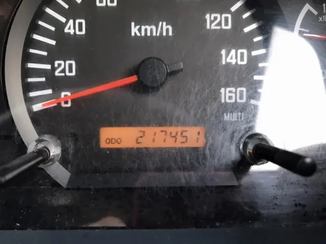 いすゞ フォワード LKG-FTR90S2(2WD)の写真24