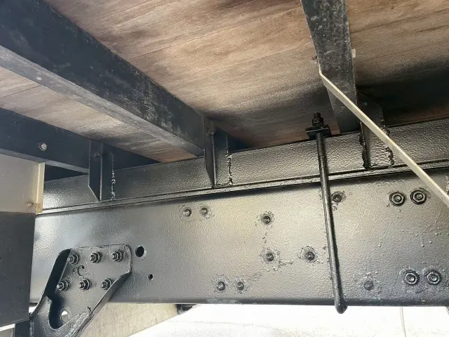 三菱 ファイター 2DG-FQ62F(6x4)の写真15