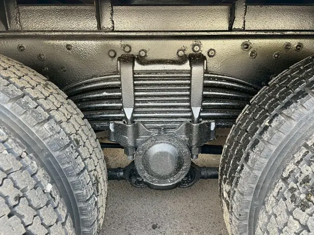 三菱 ファイター 2DG-FQ62F(6x4)の写真17