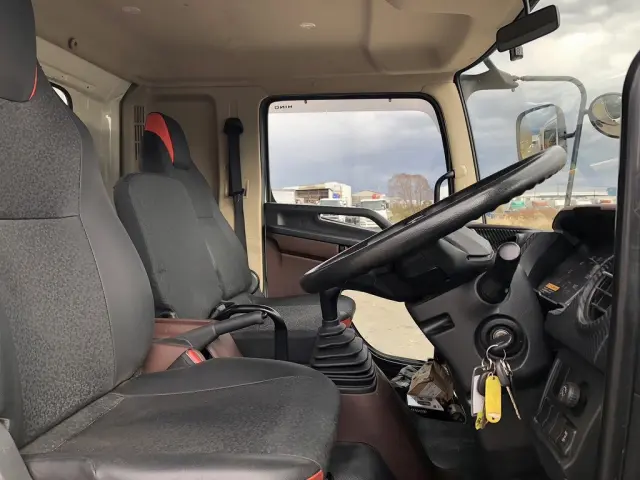 日野 レンジャー 2KG-FD2ABA(2WD)の写真22