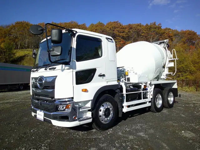 日野 プロフィア 2DG-FS1AGE(6x4)の写真1