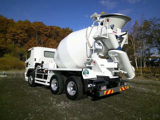 日野 プロフィア 2DG-FS1AGE(6x4)の写真4