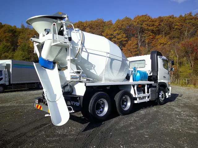 日野 プロフィア 2DG-FS1AGE(6x4)の写真8