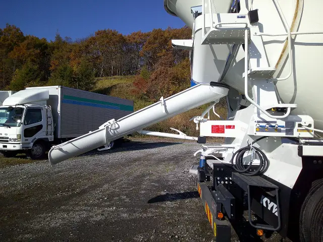 日野 プロフィア 2DG-FS1AGE(6x4)の写真12