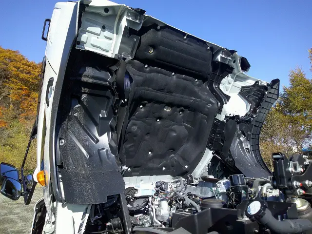 日野 プロフィア 2DG-FS1AGE(6x4)の写真18