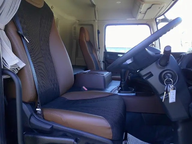 日野 プロフィア 2DG-FS1AGE(6x4)の写真22