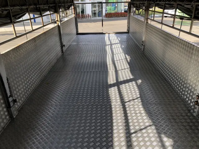 日野 レンジャー BDG-GK8JUWA(6x4)の写真12