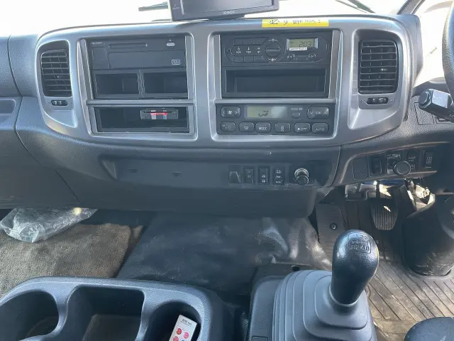 日野 レンジャー QKG-FJ7JGAA(2WD)の写真23