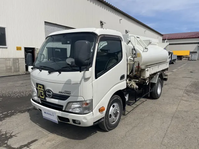 日野 デュトロ TKG-XZU685M(4WD)の写真1