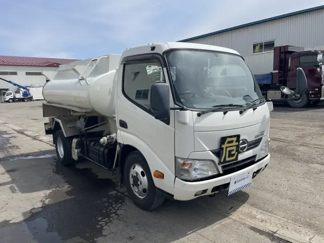 日野 デュトロ TKG-XZU685M(4WD)の写真2
