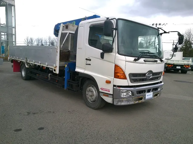 日野 レンジャー QKG-FE7JPAA(2WD)の写真2