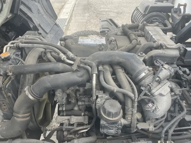 いすゞ フォワード TKG-FRR90T2(2WD)の写真20