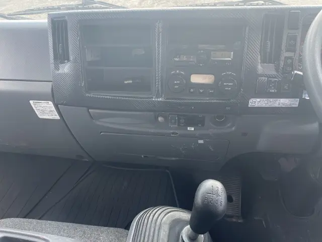 いすゞ フォワード TKG-FRR90T2(2WD)の写真23