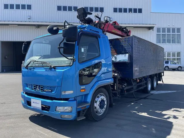 三菱 ファイター QDG-FQ62F(6x4)の写真1