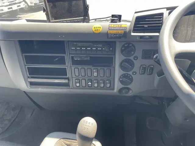 三菱 ファイター QDG-FQ62F(6x4)の写真23