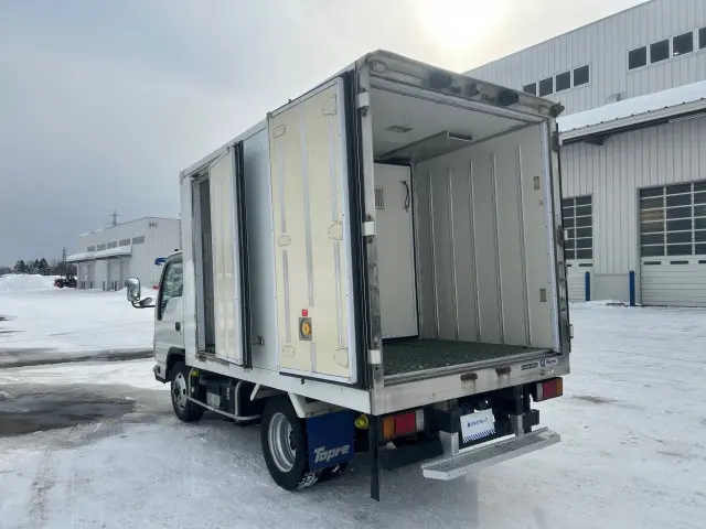 いすゞ エルフ 2RG-NHS88AN(4WD)の写真10