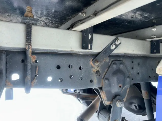 いすゞ エルフ 2RG-NHS88AN(4WD)の写真13