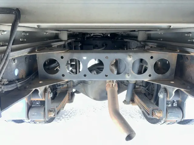 いすゞ エルフ 2RG-NHS88AN(4WD)の写真18