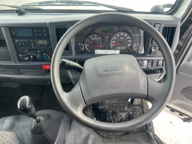 いすゞ エルフ 2RG-NHS88AN(4WD)の写真23