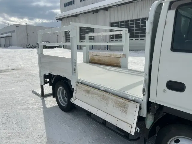 いすゞ エルフ 2PG-NKS88AN(4WD)の写真10