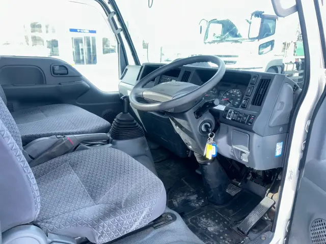 いすゞ エルフ 2PG-NKS88AN(4WD)の写真22