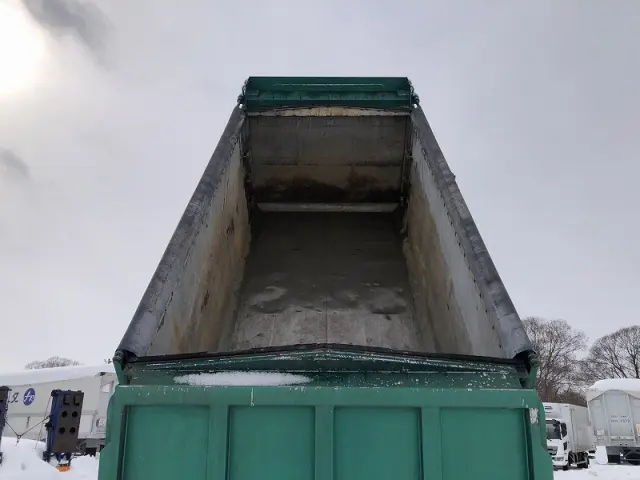 いすゞ フォワード QKG-FVZ34U2(6x4)の写真9