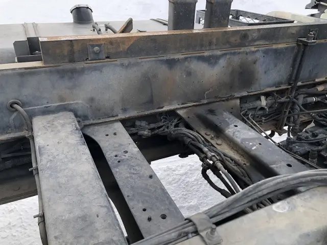 いすゞ フォワード QKG-FVZ34U2(6x4)の写真13