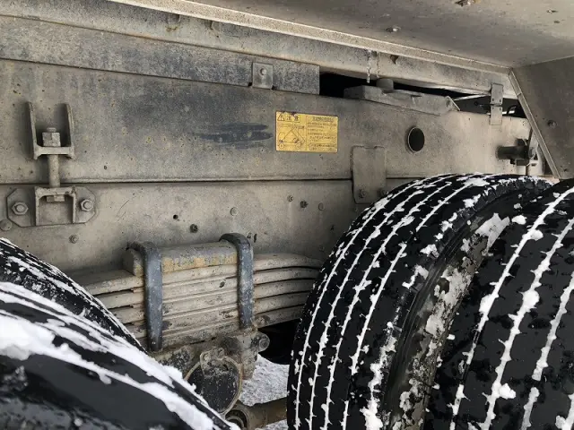 いすゞ フォワード QKG-FVZ34U2(6x4)の写真16