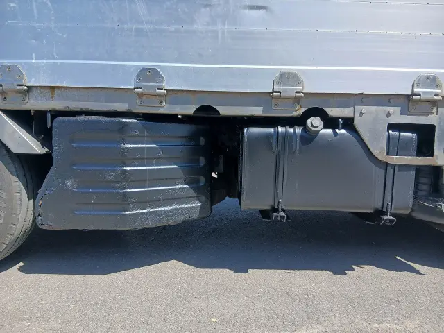 いすゞ エルフ TKG-NHS85A(4WD)の写真12