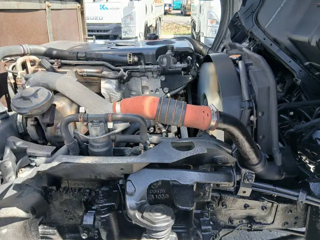 いすゞ エルフ TKG-NHS85A(4WD)の写真20