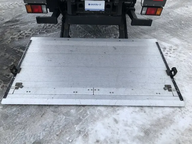 いすゞ エルフ 2PG-NPS88AN(4WD)の写真10