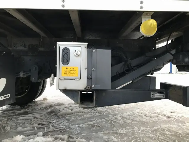 いすゞ エルフ 2PG-NPS88AN(4WD)の写真14