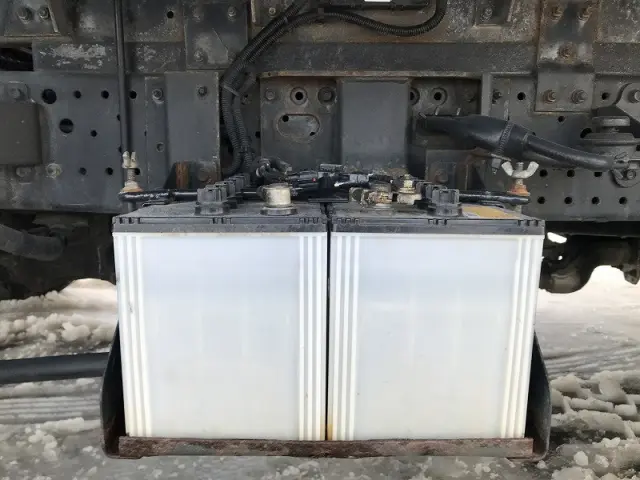 いすゞ エルフ 2PG-NPS88AN(4WD)の写真17