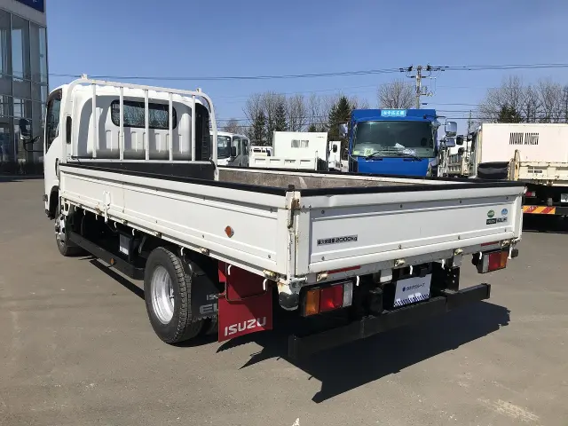 いすゞ エルフ TKG-NPS85AR(4WD)の写真4