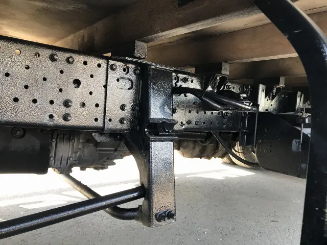 いすゞ エルフ TKG-NPS85AR(4WD)の写真10