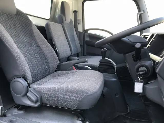 いすゞ エルフ TKG-NPS85AR(4WD)の写真22