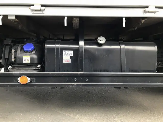 いすゞ エルフ 2RG-NPR88AR(2WD)の写真11