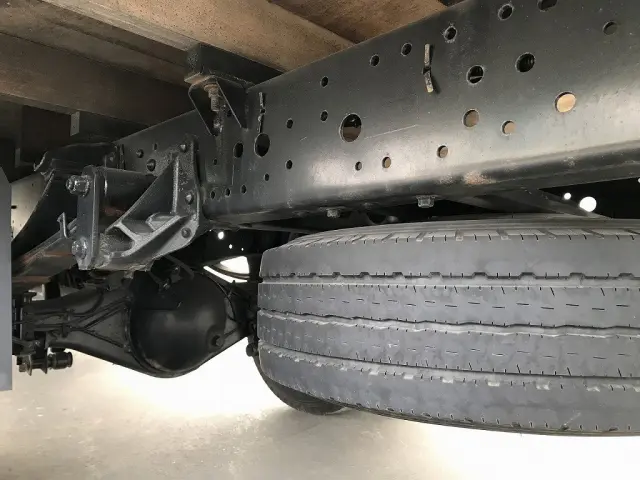 いすゞ エルフ 2RG-NPR88AR(2WD)の写真17