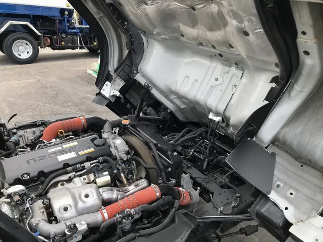 いすゞ エルフ 2RG-NPR88AR(2WD)の写真19
