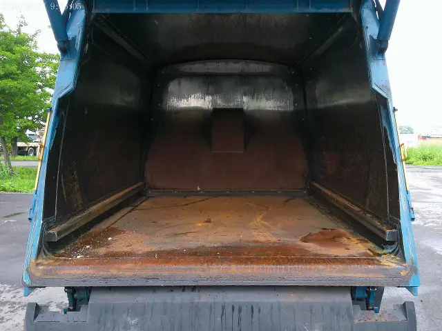 いすゞ フォワード TKG-FRR90S2(2WD)の写真10