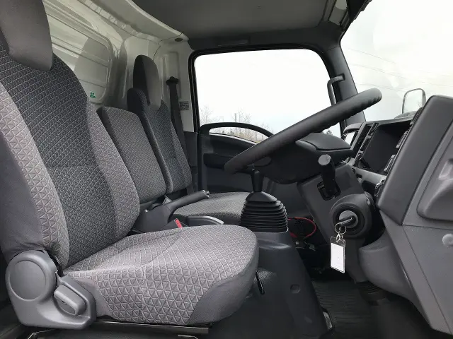 いすゞ エルフ 2PG-NPS88AN(4WD)の写真22