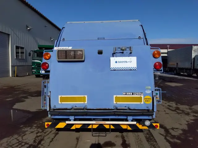 いすゞ フォワード PKG-FSR90S2(2WD)の写真5