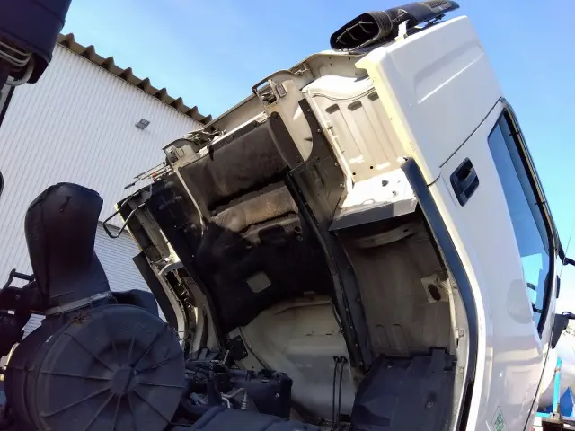 いすゞ フォワード PKG-FSR90S2(2WD)の写真19