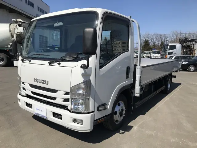いすゞ エルフ TRG-NPR85AR(2WD)の写真1