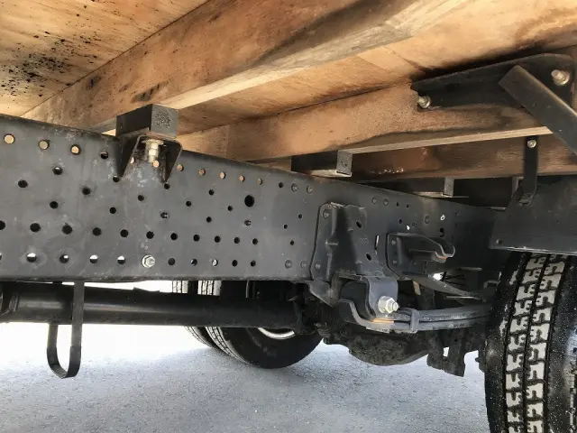 いすゞ エルフ TRG-NPR85AR(2WD)の写真15