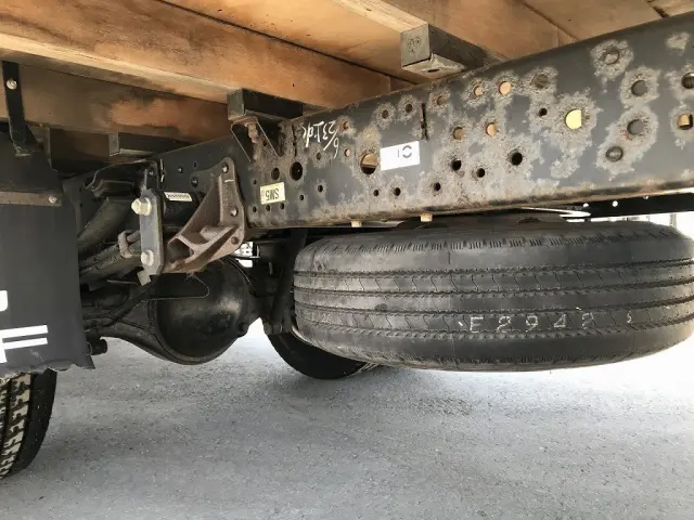 いすゞ エルフ TRG-NPR85AR(2WD)の写真16